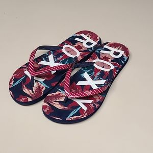 Roxy Pebbles 7 flip flops size 6-7